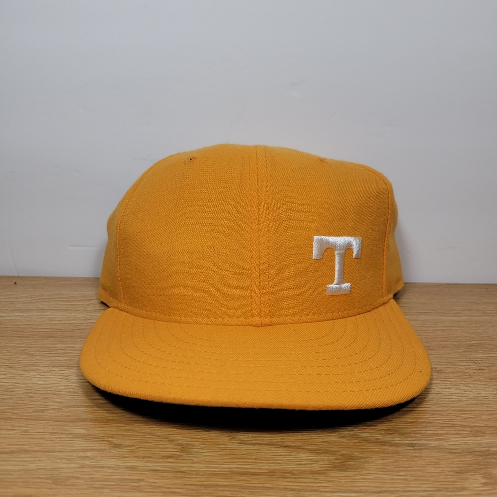 Vintage NWOT Tennessee Volunteers Fitted 100% Wool Made USA NEW ERA Size 7 1/4